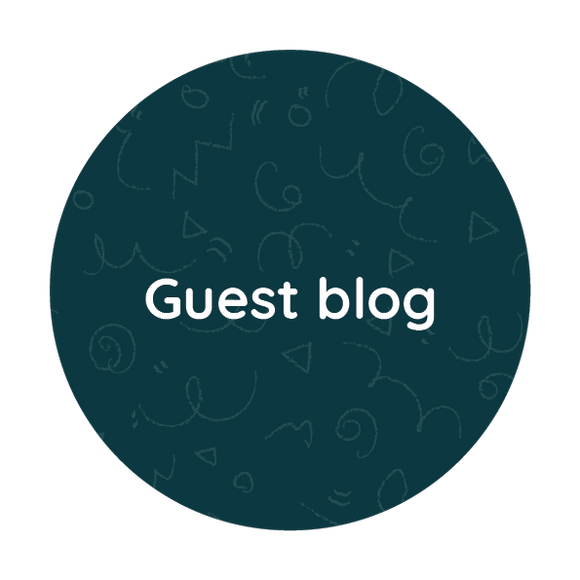 Dark blue circle with white text saying 'Guest blog'